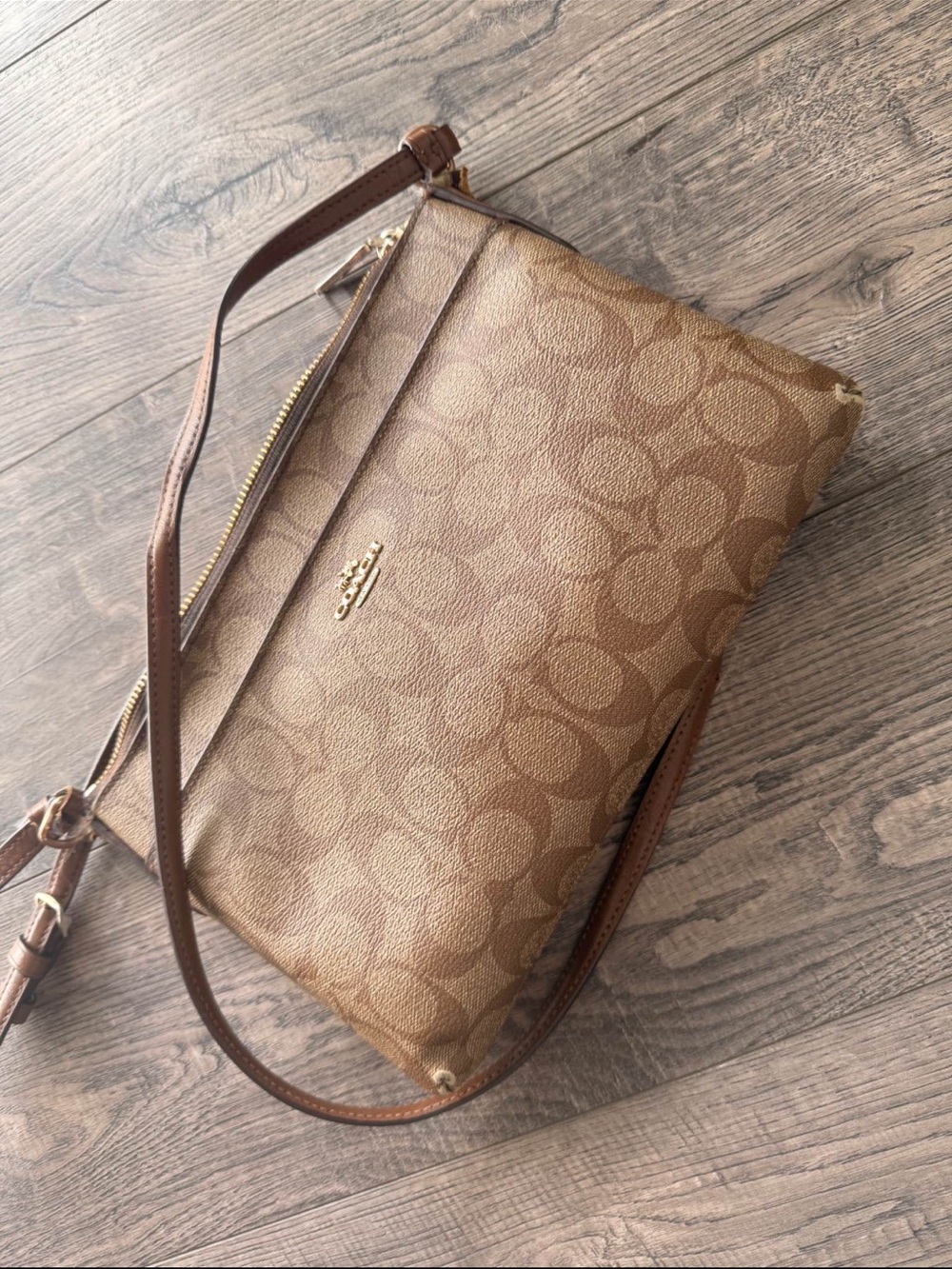 Coach Tan Signature Canvas Crossbody Bag - Picture 2 of 5